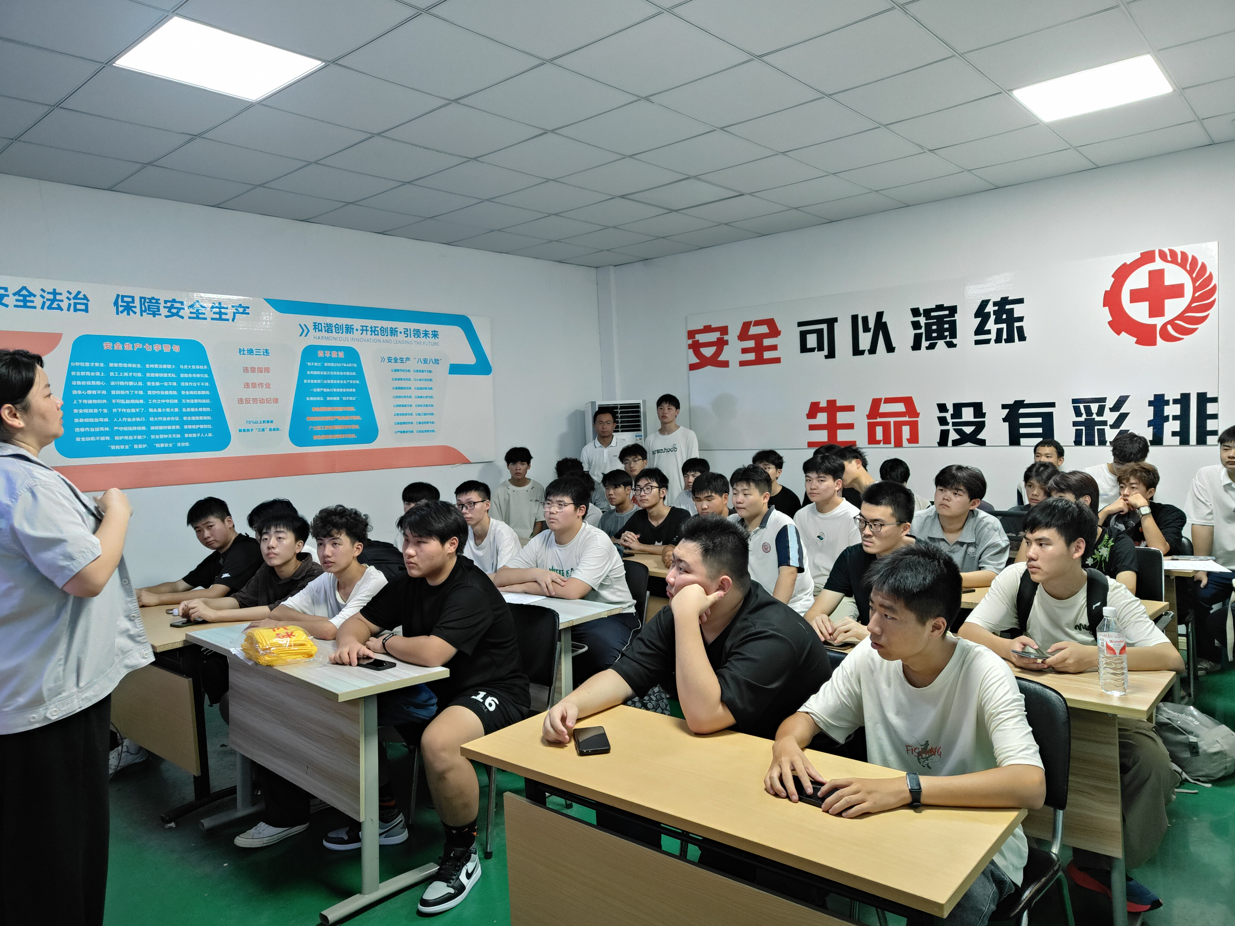图片8.jpg