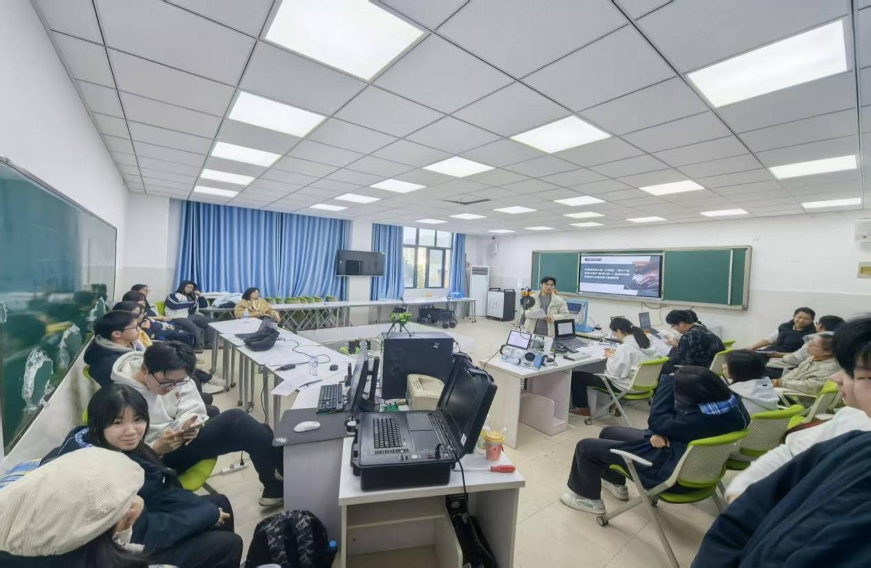 08116d9fd4d0c8826a2b2ac02fd099bb