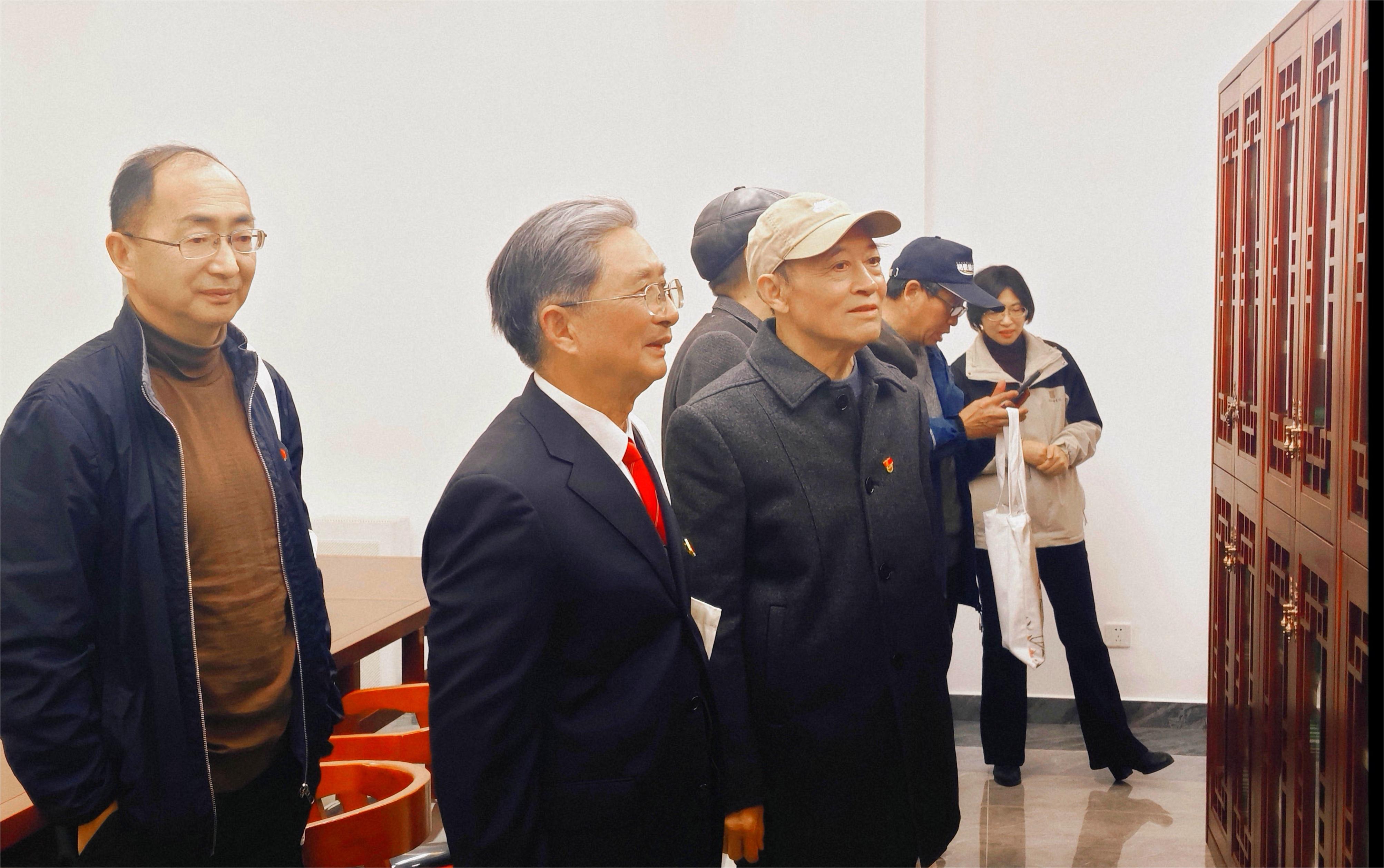 95de55a574cc4db1f302538f1094e310.jpg 95de55a574cc4db1f302538f1094e310.jpg